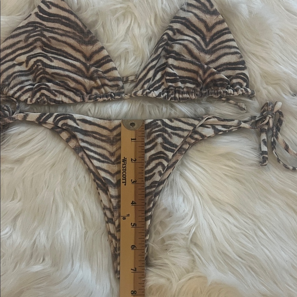 Boys + Arrows Bikini Animalistic Size Medium - Picture 6 of 12